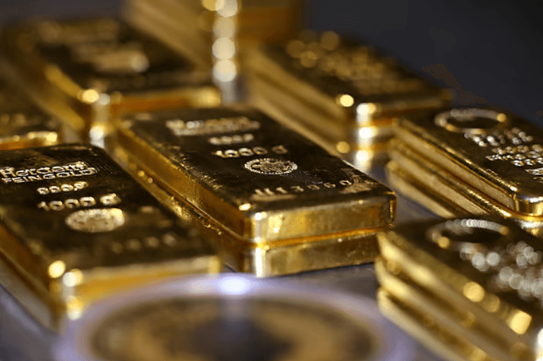 Geopolitical tensions buffet markets as gold hits record
